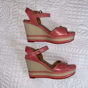 Clarks Zia Castle leather wedges.